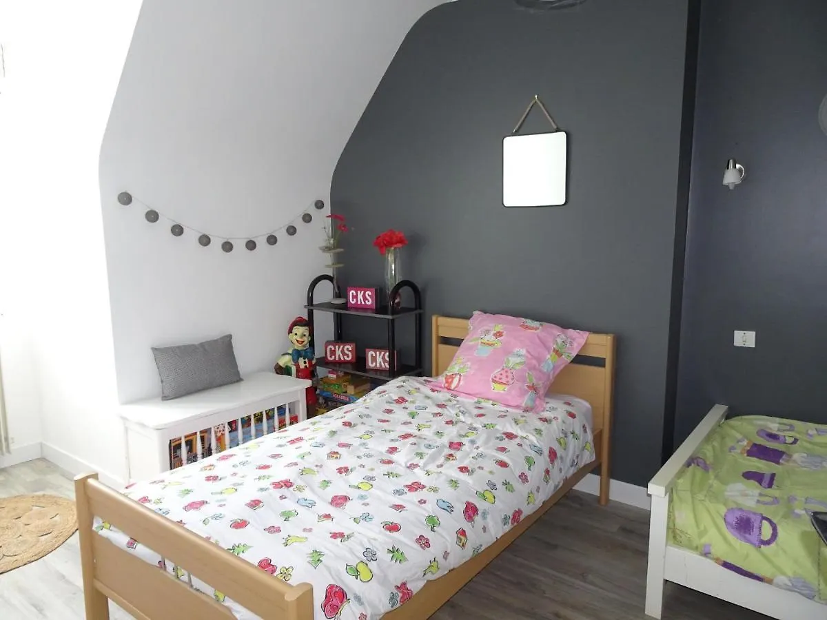 度假居 Breton Cottage Near Armorique Natural Park Guerlesquin
